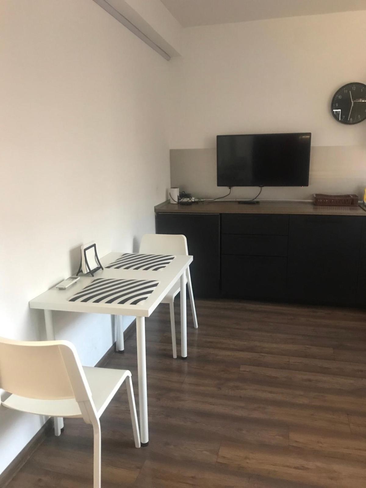 Lilia 3 Self-Check In Apartment With Hot Water Despite Prevention In The Neighborhood, Food And Drink Shop Open Until 10 Pm And Free Parking Area Next Ot 24 Hours Food And Drink Shop And Free Parking Area Sofie Exteriér fotografie