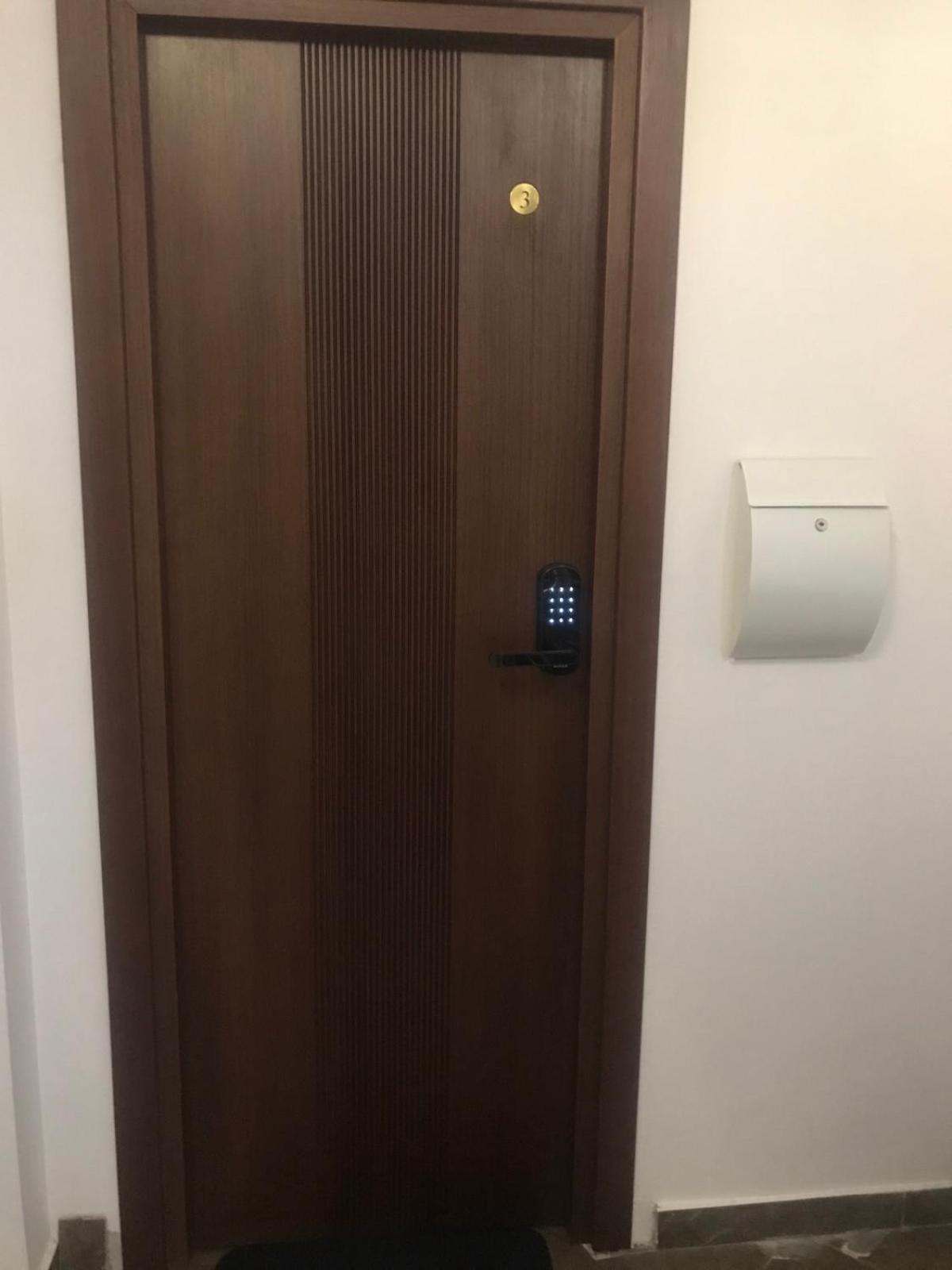 Lilia 3 Self-Check In Apartment With Hot Water Despite Prevention In The Neighborhood, Food And Drink Shop Open Until 10 Pm And Free Parking Area Next Ot 24 Hours Food And Drink Shop And Free Parking Area Sofie Exteriér fotografie